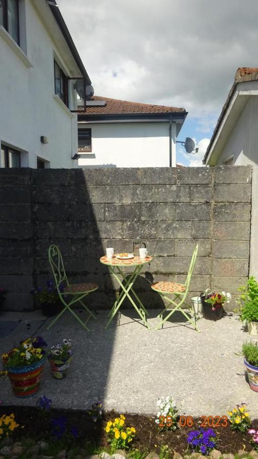 Ger'S Lodging Galway Exterior foto